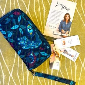 Lug Handspring Clutch/Wallet